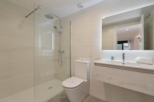 Essential by Aguilarent