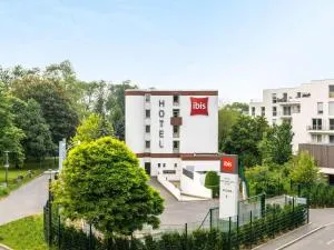 巴黎默东维利兹宜必思酒店 - 沙维勒