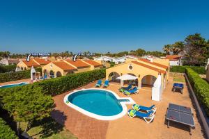 Villa Pluton by Villa Plus