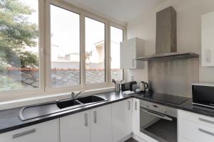 LECRIVAIN by Cocoonr