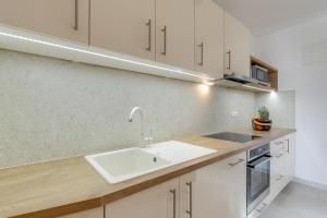 Apartment Dany with Balcony