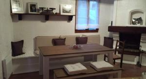 Maisons de vacances Maison complete Ganzes Haus House 6 Peronnes La Finiere Seealpen Isola Village bei Nizza Alpes -Maritimes pres de Nice 70 km : photos des chambres