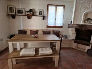 Maisons de vacances Maison complete Ganzes Haus House 6 Peronnes La Finiere Seealpen Isola Village bei Nizza Alpes -Maritimes pres de Nice 70 km : photos des chambres