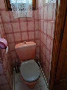 Maisons de vacances Maison complete Ganzes Haus House 6 Peronnes La Finiere Seealpen Isola Village bei Nizza Alpes -Maritimes pres de Nice 70 km : photos des chambres