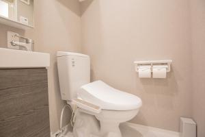 2mins walk to Ueno station (Tokyo)-YoY8