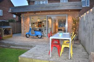 Chichester House I Free Parking I Nearby Beaches I Chichester Holiday Properties