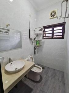 Ipoh stadium-18 pax (mahjong5min to town) pets friendly