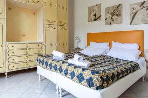 San Lorenzo Market - 2 Bedroom Apartment