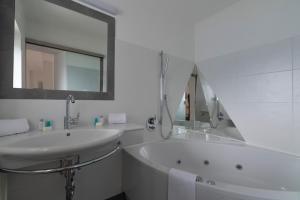 Romantik Residenz (Ferienwohnungen Hotel Im Weissen Rössl) - Dependance