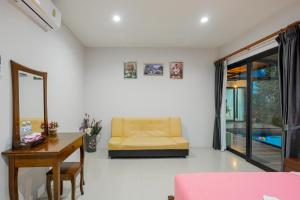 Villa loved beach AO Nam Mao krabi