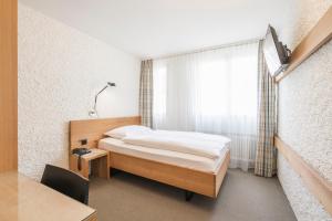 Comfort single room in Hauser Hotel St. Moritz