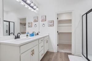 Glamorous home close to LSU