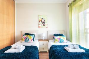 Privilege Apartment Ciboulette with Rooftop Pool, Village Marina - Olhão