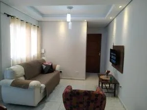 Casa Inteira - 2 Quartos com Ar - Pariquera-Açu - Vila Sossego com Garagem - Subaúma