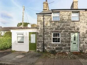 Ty Eiddew Ivy House - Llanystymdwy