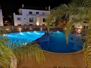Cabanas de Tavira O Pomar, Fabulous 2 bed 2 bath apartment with south balcony - Alvisquer