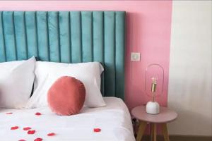 Balnéo & Confort, Tram, Parking