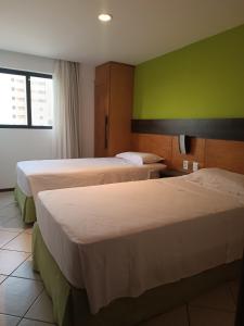 Flat com sacada a Beira-Mar