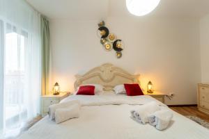 Spacious 3 rooms 5* mansion near Muzeului square. Free parking