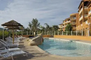 卢卡斯特雷公寓式酒店 - 卡罗