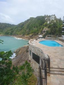 Apartamento-FRENTE MAR-Enseada-Costão das Tartarugas