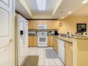 Superb 32 condo tucked away next to the Estuary in Oceanwalk . Oceanwalk 4-204