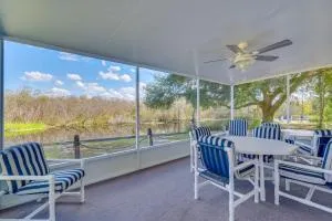 Laurel on the Lakes Floral City Escape with Canoe! - 因弗尼斯