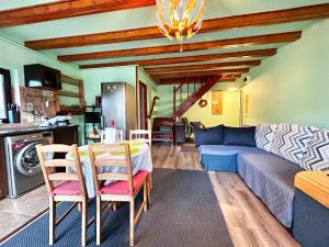 Lucas Duplex
