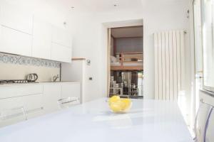 Oasi di relax: appartamento con giardino a Roma