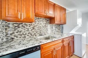 Cozy Atlantic City Getaway about 3 Blocks to Ocean!