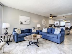 Wait n Sea Golden Arms Condo ~ Beachfront ~ Walk to Shopping Dining Entertainment ~ GA502