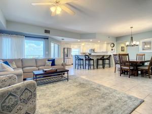 Stunning 32 Corner unit on the Atlantic. OW10-401 - 4hvězdičkové hotely ve městě New Smyrna Beach