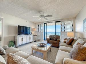 Beachfront Chadham-by-the-Sea 318 Pool Car Free Beach - 4hvězdičkové hotely ve městě New Smyrna Beach