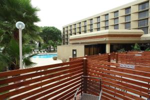 King Room with Pool View - Ground Floor room in Marriott El Paso