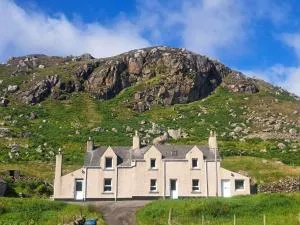 Cliff Cottage - Aird Uig