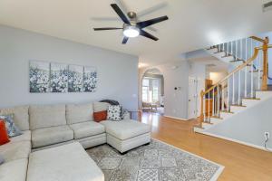 North Charleston Home Near Shopping and Dining!
