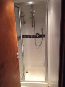 Cozy Room in Goodge St