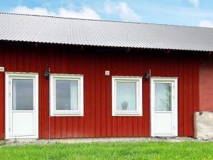 5 person holiday home in MUNSö-By Traum