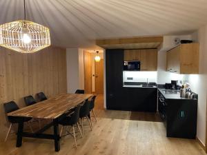 Appartements Appartement La Chapelle-d-Abondance, 3 pieces, 8 personnes - FR-1-692-93 : photos des chambres