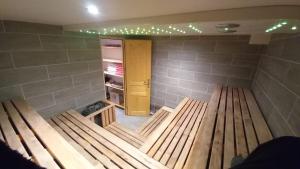 Chalets Ski Chalet - Chez Helene Ski fb : photos des chambres