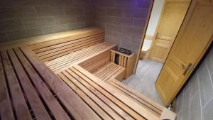 Chalets Ski Chalet - Chez Helene Ski fb : photos des chambres