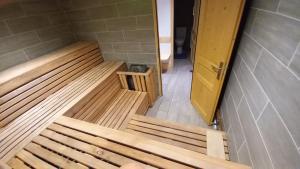 Chalets Ski Chalet - Chez Helene Ski fb : photos des chambres