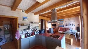 Chalets Ski Chalet - Chez Helene Ski fb : photos des chambres