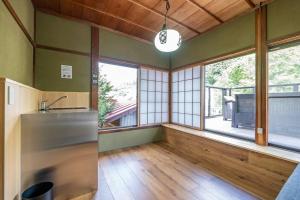 【1日1組限定4名まで同額】宮川沿いの町家一棟貸切ステイ　～WAT RESORT 飛騨まちやど 桜～