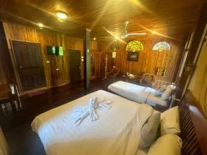 XiengThong KhounPhet GuestHouse - Ban Lassa