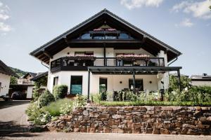 Ferienhaus Anne und Weingut Willi Fett