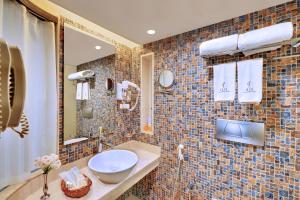 Iris The Business Hotel