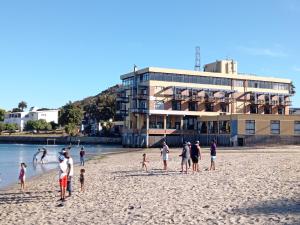 Hoedjiesbaai Hotel