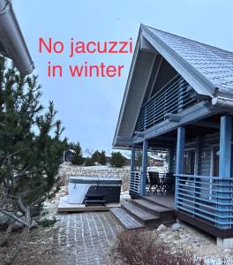 Laakson Helmi 2 ,separate sauna, fireplace, lake