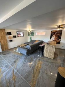 Villa moderne 3 chambres double , proche de la mer, le Micocoulier quartier sainte Marguerite